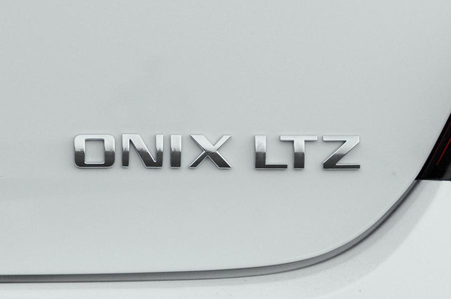 Chevrolet Onix 2012 года  (фото 26 из 113)